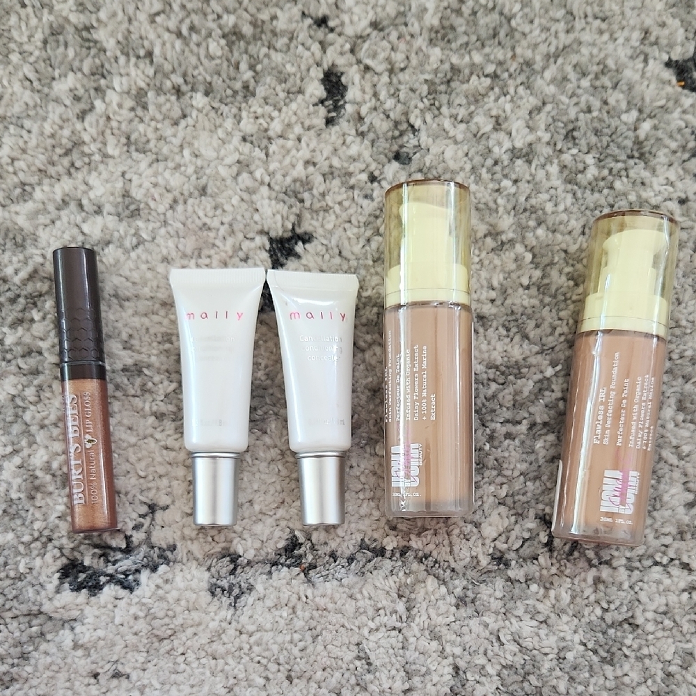 Makeup Bundle, Mally, Uoma, Burt Bees